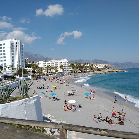 Apartamentos Turisticos Fercomar Nerja Exterior photo