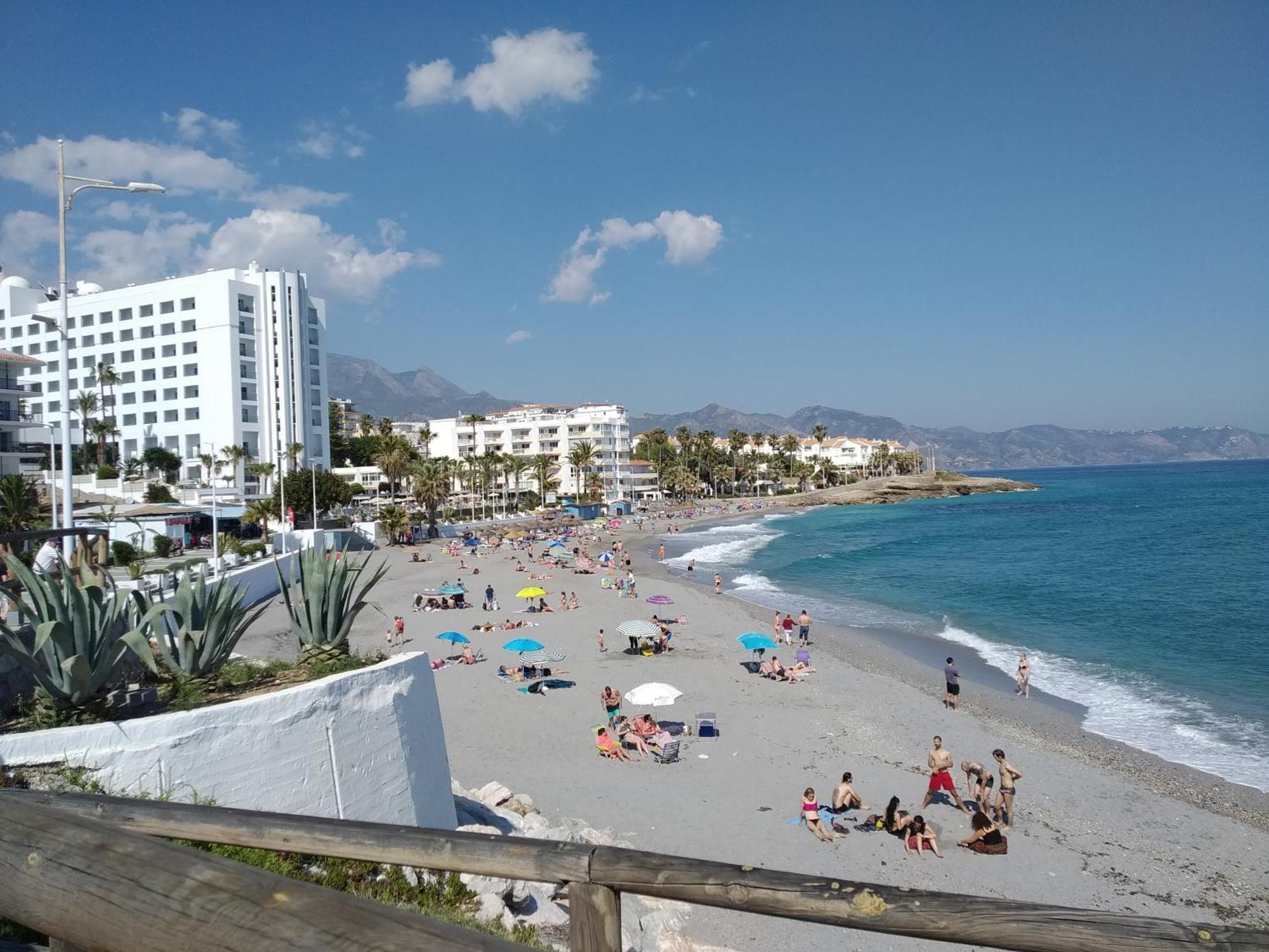 Apartamentos Turisticos Fercomar Nerja Exterior photo